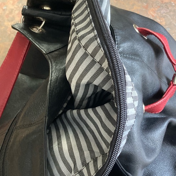 Genuine Leather Purse - Picture 4 of 7